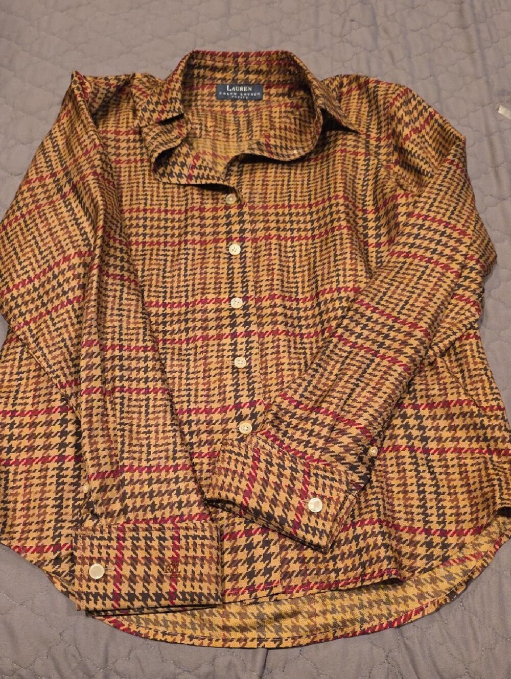 Women's Ralph Lauren Houndstooth Dress Shirt in Brown with Red Accents, Petite 4 - Picture 4 of 6